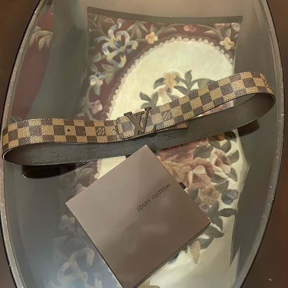 Louis Vuitton LV Initials Damier 40mm Belt - Picture 7 of 17